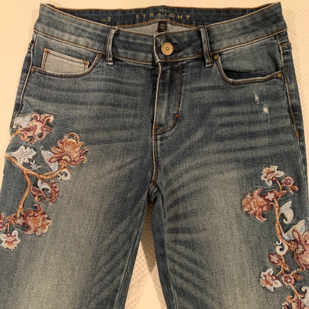 White House Black Market Jean